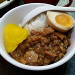 台湾タンパオ - 魯肉飯