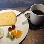 TATEBE COFFEE ROASTERS - シフォンケーキと珈琲