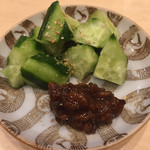 焼鳥 谷口 - お口直し（胡瓜と鶏味噌）