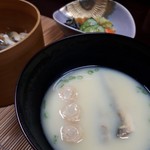 美加登家 - 白みそのお味噌汁