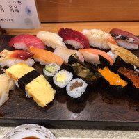 東鮨 新店 - にぎり14貫