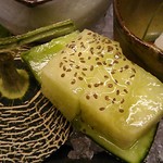 島津寿し - ●●予算相談おまかせ10,800円　①付出②造り③鍋風④小鉢⑤煮物⑥焼物⑦酢物⑧天ぷら⑨にぎり⑩椀物⑪デザート） 2019年06月