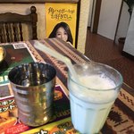 インド・ネパール料理　ロイヤルナンハウス - 強烈に甘いラッシー(￣^￣)ゞ
ハイボール飲みたい(^^)