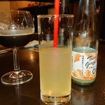 アイリッシュパブ　アモンティラード - 