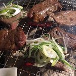 炭火焼肉 遊山亭 - 