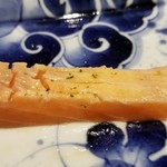 馳走 啐啄一十  - ⑪鱒の介(キングサーモン)(北海道函館産・4kg、10日熟成)
      産卵期は夏、日本国内での水揚げされた魚の旬は春~夏
      アニキサス対策で48時間の冷凍処置をしてから8日熟成
      サイズ的に回游1年目の2歳魚？