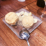 立飲・ビストロシン サンテ - ゴルゴンゾーラのアイス