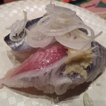 寿司の魚常 - いわしにぎり130円