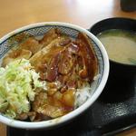 吉野家 - 焼味豚丼並盛380円・味噌汁50円