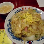 思案橋 - （2011年12月）「長崎丼」840円也。税込。