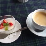 里山Cafe 多三郎山荘 - デザートとコーヒー