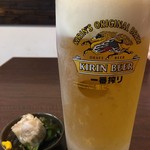 けん蔵 - 生ビール大ジョッキ 820円