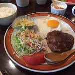 Dining Bar うたげ - ハンバーグカレーソース