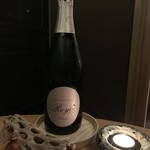 エル・バウ・デコラシオン - シャンパンで乾杯