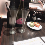 俺のフレンチ - お通し チーズ