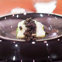 スリオラ - 軽く燻したキャビアのラビオリ