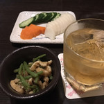 Kodawari Yama - お通し、麹漬け、梅酒ロック