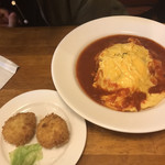 レストラン・ジェノバ - オムライス　トマトソース　クリームコロッケ付き