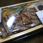 人形町 今半 - 黒毛和牛の焼肉重(1,296円)