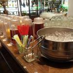 PIZZA SALVATORE CUOMO ＆ GRILL - ランチバイキング・ドリンクコーナー