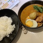 ハレギンザ - スペシャルカレー、タンドリーチキンと今日の野菜