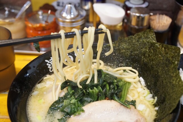 違う家 早稲田 メトロ ラーメン 食べログ 違う家 早稲田 メトロ ラーメン 食べログ
