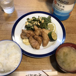 Arukado - 唐揚げ定食