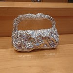 馬車道 大かわ - オミヤのおにぎり