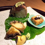 Hareya Bettei - 蒸し鮑、鯖棒寿司、ふくさ焼き