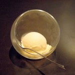 ラ プランシュ - マンゴーアイスクリーム