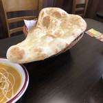 インド料理 ビニタ - 料理写真:ナン！
