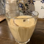 キッチン アンド カリー - びわラッシー