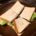 ＷＩＮＥ×鉄板料理 ば～る - ステーキのサンド♬