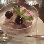 ズッペリア オステリア ピティリアーノ - アマレーナチェリーとリコッタのジェラート