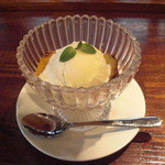 和や　てらさわ - 焼きりんごのジェラート。