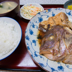 みどり食堂 - 明石鯛のあら煮定食（1,080円税込）