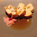 ペペロッソ - ヴィンサントのビスコッティ添え