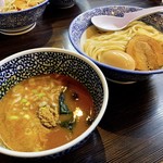 豚骨一燈 - 燻製味玉濃厚魚介つけ麺