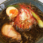 麺処田ぶし - 料理写真:沼津・富士・三島コラボ　この冬、田ぶしの「黒」ブラック坦々麺