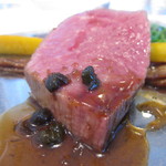 徳島県産すだち牛のロースト  ケッパーソース1