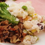 Sakura Komachi - 豆の白和え、山菜、ブロッコリにポテサラのヘルシー軍