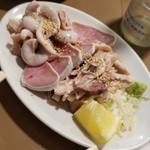 もつ焼き ウッチャン 新宿思い出横丁 - 