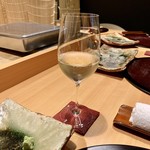 Sushifujiwara - 熊本県 シャルドネマサムネ 白ワイン（850円）