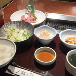 焼肉 叙々苑  燦々亭 - 切り落としカルビランチ