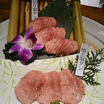 和牛 まつした - ■■黒毛和牛厳選 極きわみｺｰ11,000+ｺｰｽﾎﾙﾓﾝ500＋ﾋﾞｰﾙ生780・小瓶680＋ｽﾊﾟｰｸﾘﾝｸﾞﾜｲﾝ5,000=18,060円 2019年06月