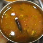 南インド料理ダクシン - サンバル　見ただけで辛そう