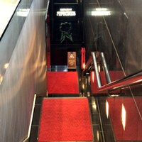 アピシウス - 赤い絨毯