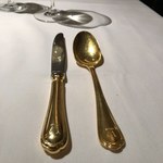 アピシウス - ナイフとスプーン