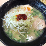 はま寿司 - 豚骨ラーメン+白髪ねぎ、辛味