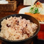 Umai Monya Sakura - 十六穀米飯。